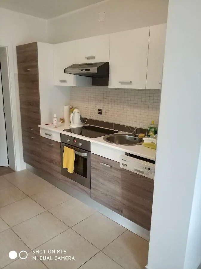 Apartments Nogic Peroj 0*,