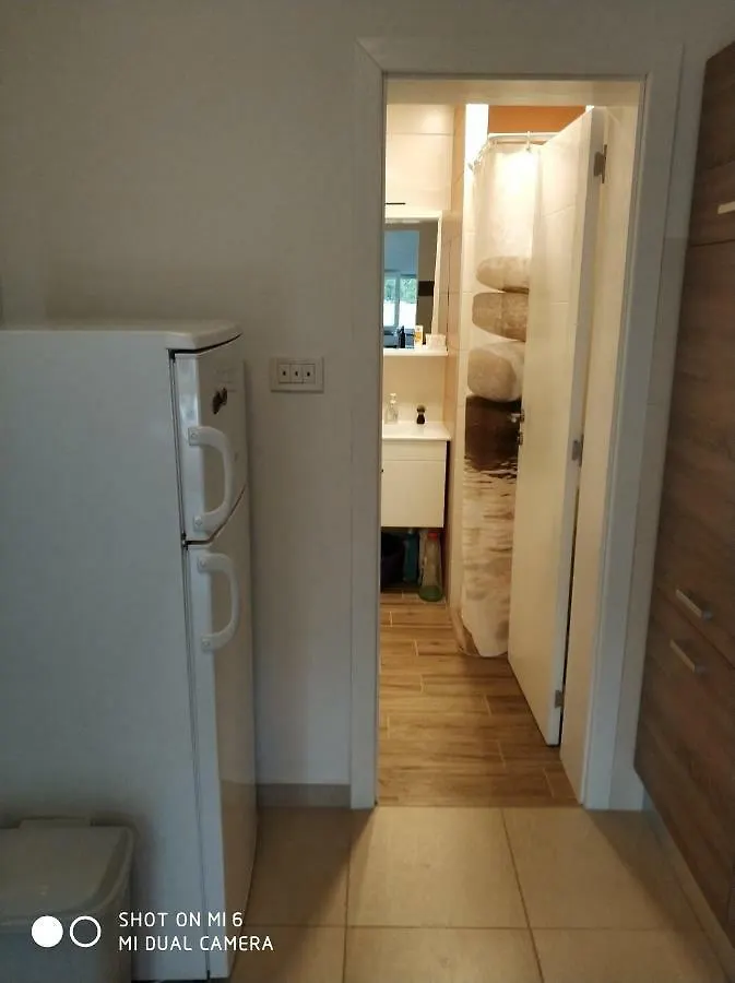 Apartments Nogic Peroj