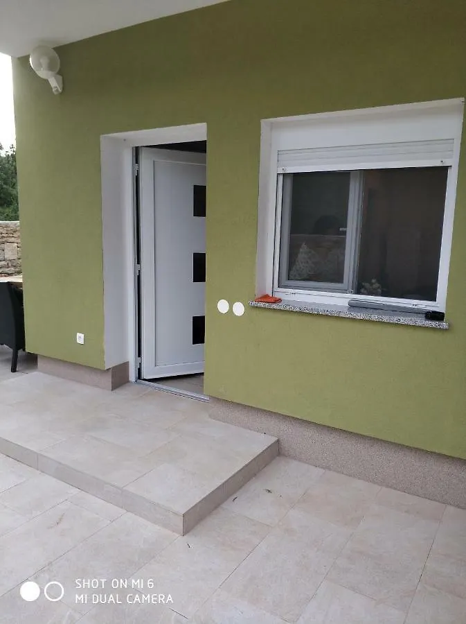 Apartments Nogic Peroj